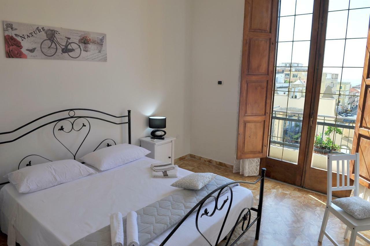 B&B Rosy Паола Экстерьер фото