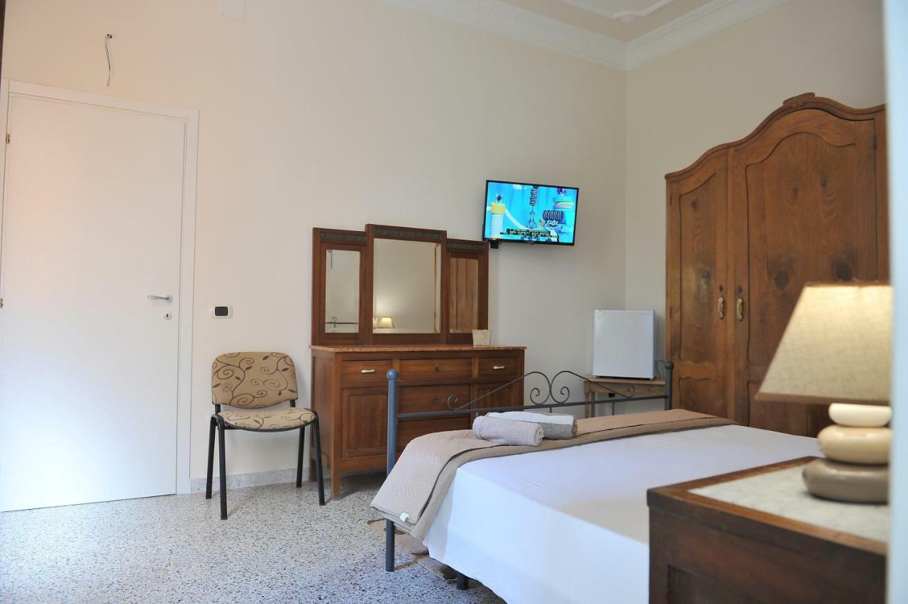B&B Rosy Паола Экстерьер фото