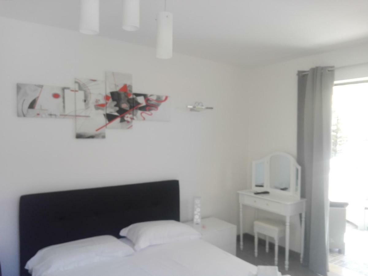B&B Rosy Паола Экстерьер фото